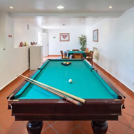 Sleeps 10 Pool Wifi